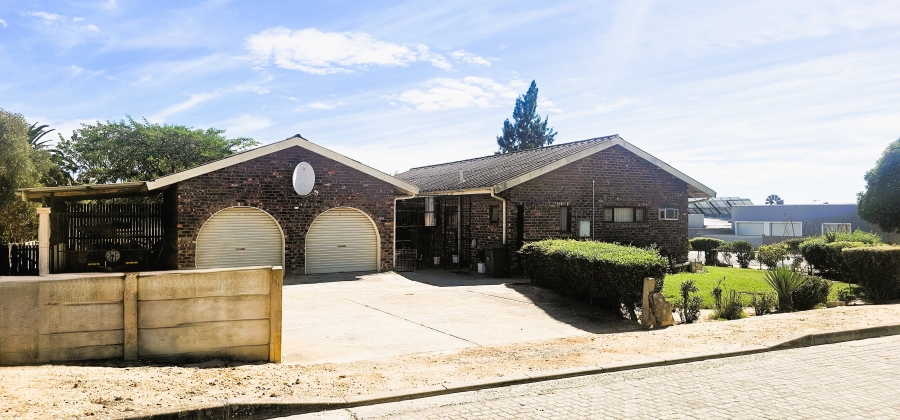 3 Bedroom Property for Sale in Hopefield Western Cape